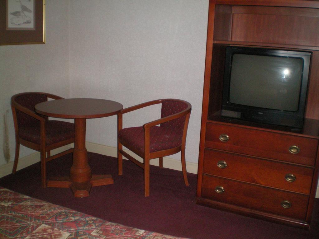 Executive Inn & Suites - Augusta Chambre photo