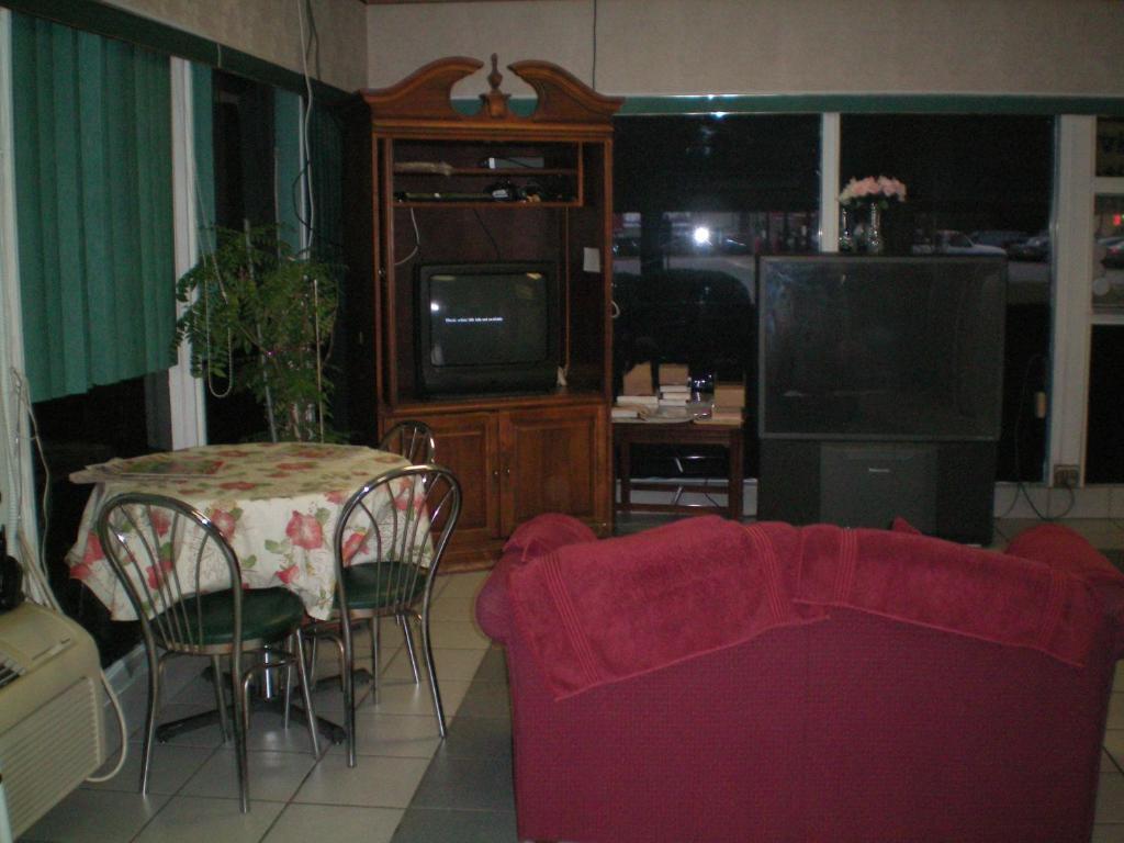 Executive Inn & Suites - Augusta Extérieur photo